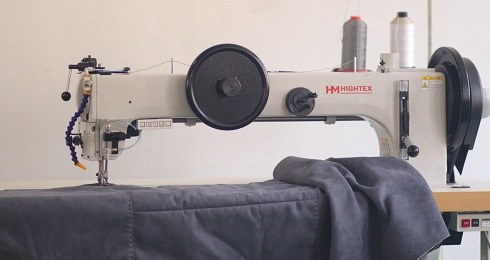 204-76-370 Extra-Heavy-Duty Long-Arm Topstitching Sewing Machine